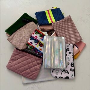 Lot of 16 Assorted Cosmetic Bags